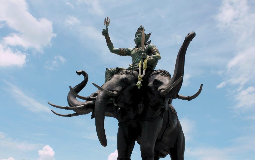 Махабхарата - Господь Индра на слоне Айравате 